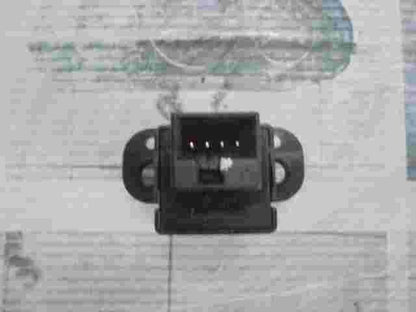 Interruptor de emergencia Chevrolet Cruze 202007554 PA661