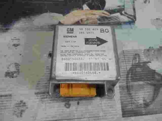 Sensor de impacto de airbag / Opel Corsa Tigra A 90532629 BG 90532629BG 5WK4115A
