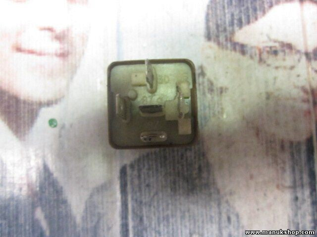 Relé  Renault Clio Kangoo NAGARES 7700810929 12V/40A RLPS/52-12D