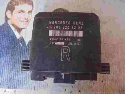 Unità di controllo porta Mercedes-Benz W210 W208 2088201226 TEMIC 351475