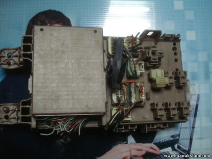 Caja de fusibles Toyota Corolla Verso 5K0204769092 5K02-0476 9092 PPT25P5