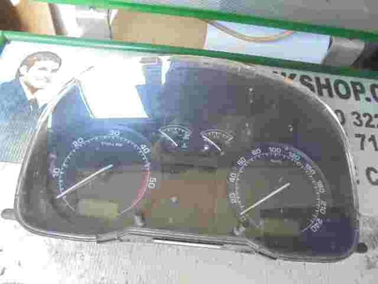 Cuadro de instrumentos Skoda Octavia 1U0920841J VDO 110080148015 110.080.148/015
