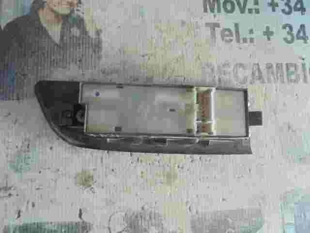 mando botonera elevalunas Nissan Terrano Ford Maverick 809612X800 80961 2X800