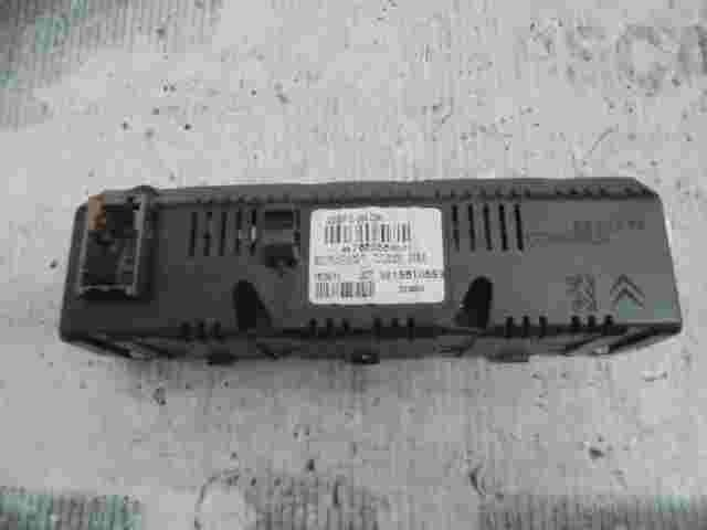 Pantalla del salpicadero Peugeot 207 967665568001 9676655680-01