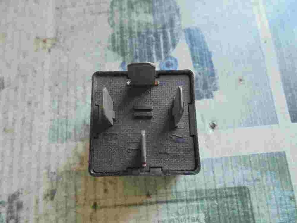 Relé Ford FoMoCo 5M5T14B192CA 5M5T 14B192 CA V23136-B1-X66 V23136B1X66