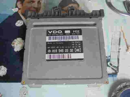 Centralita Mercedes-Benz W208 2.0L 4Zyl 0195452232 (08) VDO 412229021005 FD97W31
