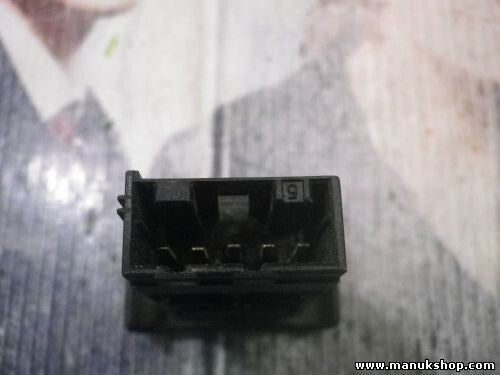 Interruptor del limpiaparabrisas trasero Land Rover YUE000220PUY 03035302A