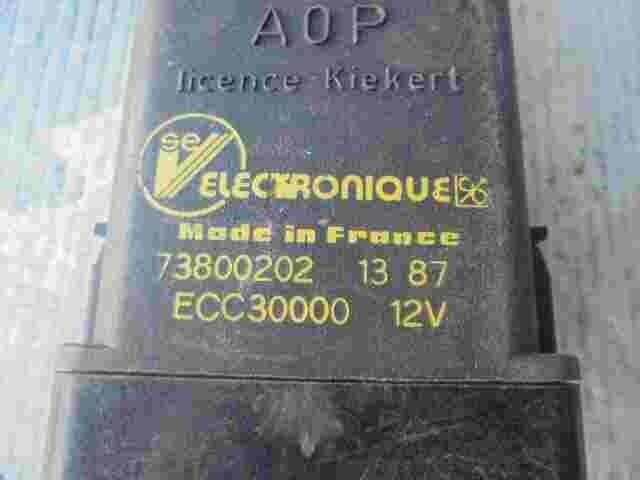 Controlador cierre centralizado Peugeot 405 Citroen 505 73800202 ECC30000 12V