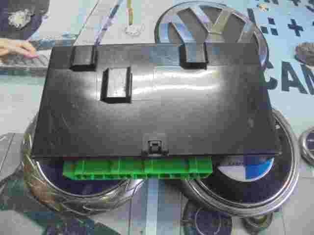 Control de la unidad de alarma inmovilizador módulo Volvo 30889927 MB2323008471