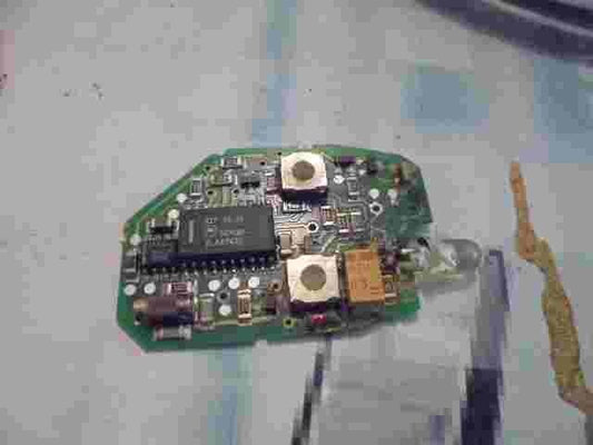 mando control remoto  Honda 2 09731024D