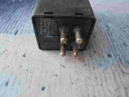 Relè Mercedes-Benz W124 300E 0035456332 003 545 63 32 VDO 412210001001