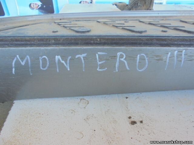 Estriberas taloneras acero Derecho Mitsubishi Pajero Montero 3.2 DI-D MN117262