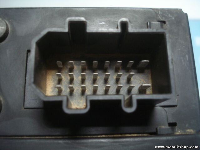 Amplificador Audi A4 Cabriolet BLAUPUNKT 8H0 035 223 8H0035223 8HO035223