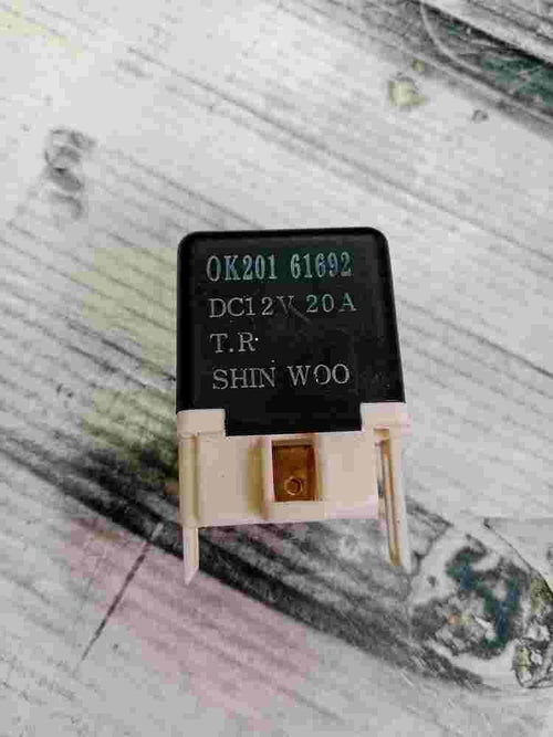 Relé aire acondicionado Kia Sephia 0K2061692 OK201 61692 DC12V20A T.R SHIN WOO