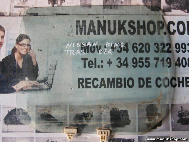 Cristal de la puerta trasero derecho Nissan King Cab 43R00033 M213AS2DOT20 E6 