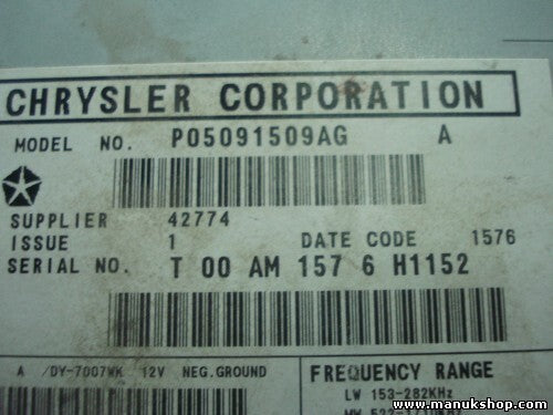 Radio CD Player MP3 Chrysler Dodge Caliber Jeep Compass P05091509AG 05091509AG