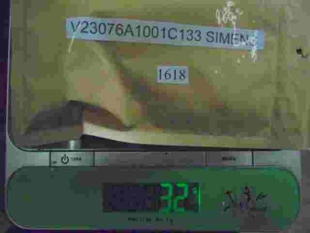 Relé SIEMENS V23076-A1001-C133 V23076A1001C133