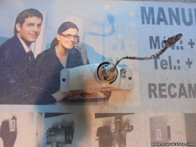 Intermitente delantero izquierdo SsangYong FJ 8330105300 83301-05300 E-108-009