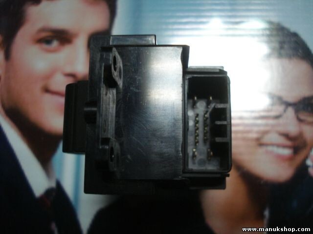 mando botonera elevalunas Honda CR-V F000251AB 2704071000736 C8HHW1G0