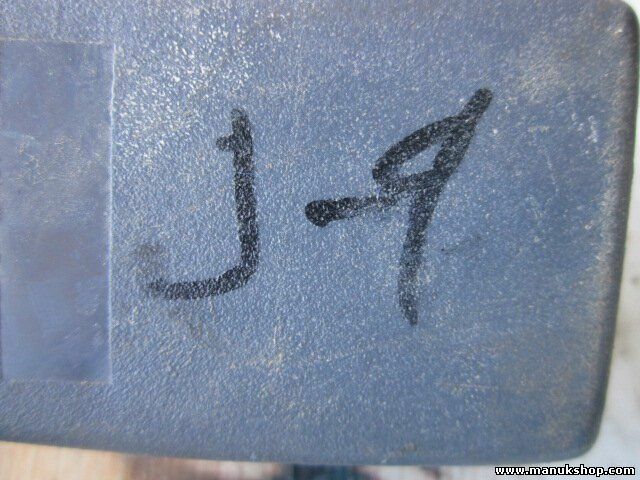 Chiusura cintura di sicurezza anteriore sinistra Toyota Land Cruiser 0000D21