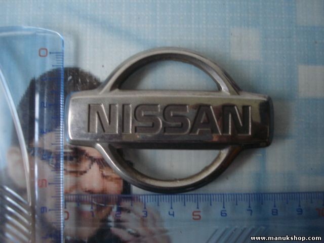 Emblema trasero Nissan Almera 848900N000 84890 0N000