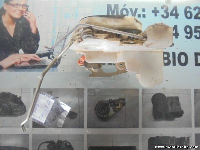 Cerradura puerta delantera izquierda Mitsubishi L 200 KB_T, 2.4 2013/11-2016