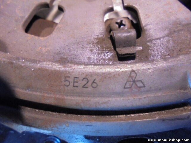 Plato de presión del embrague Disco de embrague Mitsubishi Montero MME61521