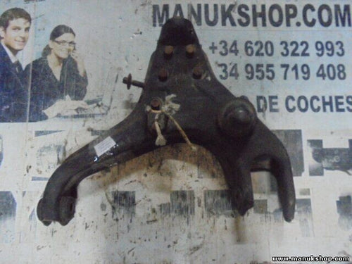 Brazo de suspensión delantera derecha Nissan Terrano T2 II R20 2.7 SE 1993-96.