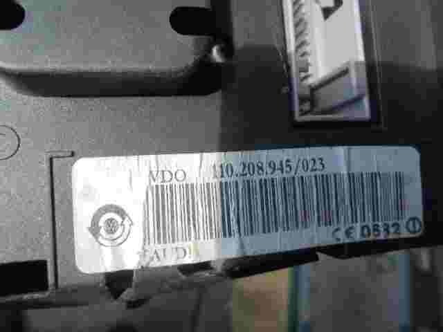 Cuadro de instrumentos  Audi A3 8L0920931EX VDO 110208945023 110.208.945/023