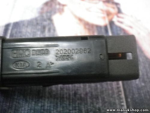 Interruptor Luneta Trasera Desempañador Kia Sorento DECO 202002962 ABS HMC 2A