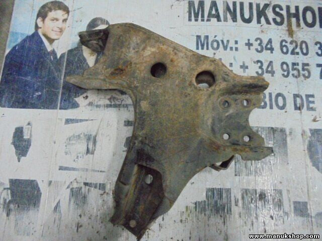 Brazo de suspensión delantera izquierda Nissan Terrano II R20 4X4 545037F000