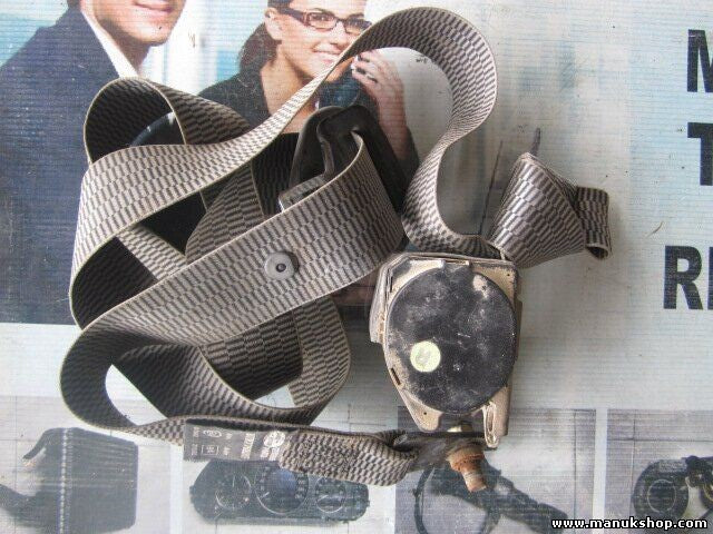 Cinturón de seguridad trasero derecho Land Rover Discovery 2 300 TDI BTR7768LNF