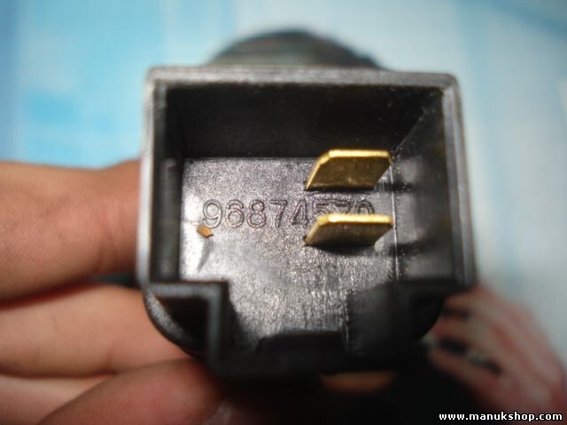 Interruptor de la luz de freno Chevrolet Aveo 96874570