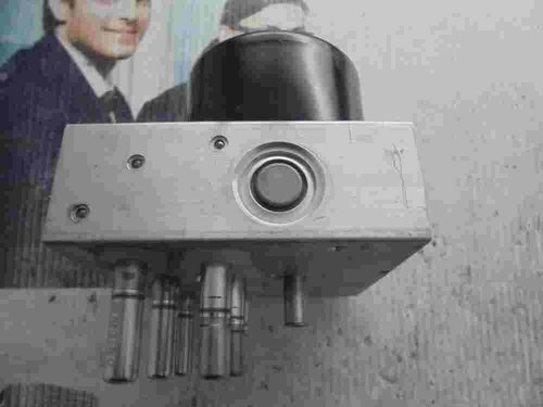 Unidad hidráulica del ABS Suzuki Swift 06219010504 BE 51K0 2WD 06210952963