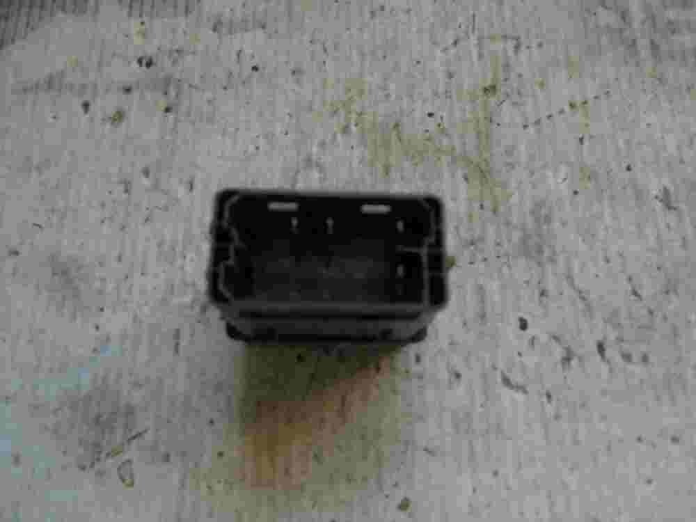 Interruptor Renault Premium DX OFF 7420851289