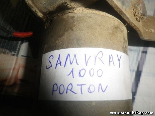 Motor del limpiaparabrisas delantero Suzuki Samurai 11490332000