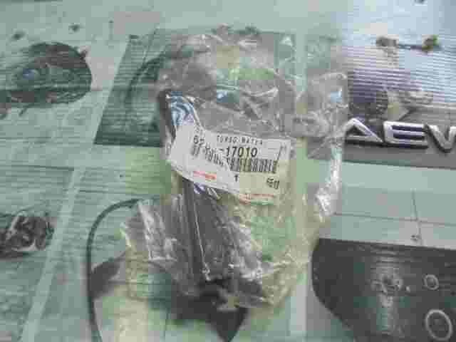 Manguera  Toyota Land Cruiser (100) (80) 1628517010 16285-17010