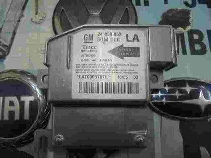 Airbag Centralita Opel Corsa GM 24439952 LA 24439952LA TEMIC 327963935 A8