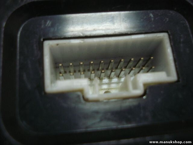 Señales de luz de la unidad de control Kia Sephia 0K2AB 67 580 0K2AB67580