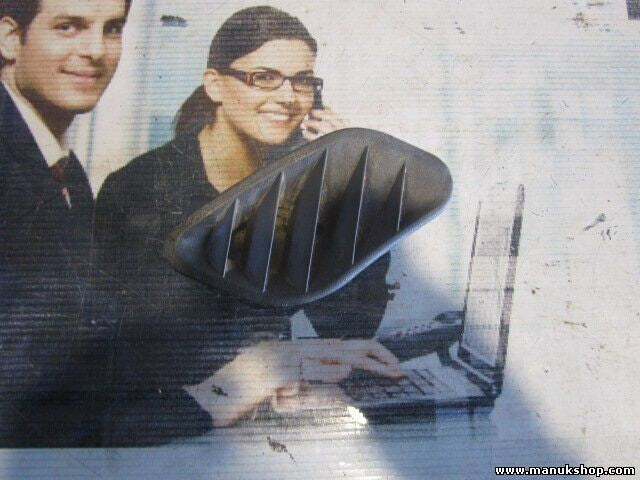 Rejilla Aireadora Pajero Montero Sport (K9) 1998-2008 MR117483 RH