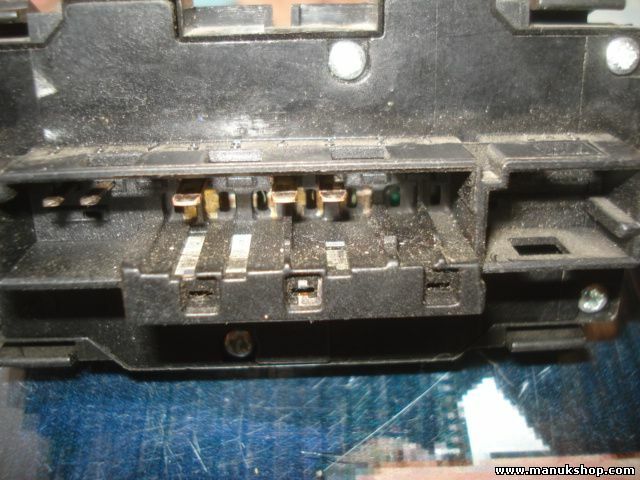 Interruptor de emergencia Mercedes-Benz W210 W202 208 820 03 10 2088200310