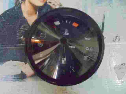 strumenti indicatore carburante Porsche 944 924 000077001 000 077 001