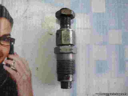 Inyector Toyota Land Cruiser J9 90 0935005630 23600-69105 2360069105 093500-5630