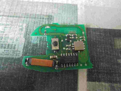 mando control remoto Renault Twingo Kangoo Clio TRW 01075700 Hitachi CR1220