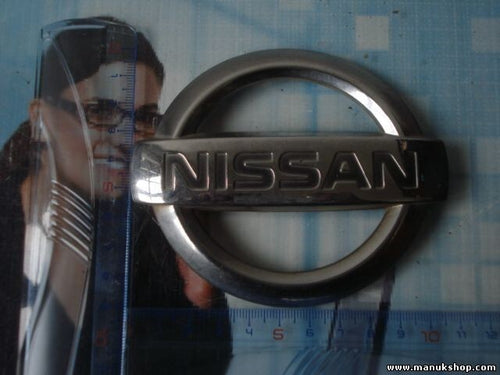 Emblema trasero Nissan Almera Tino 84890BU700 84890 BU700