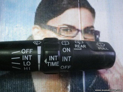 Mando limpia Toyota Land Cruiser J9 J90 84310 3D020 843103D020 C49 17B683