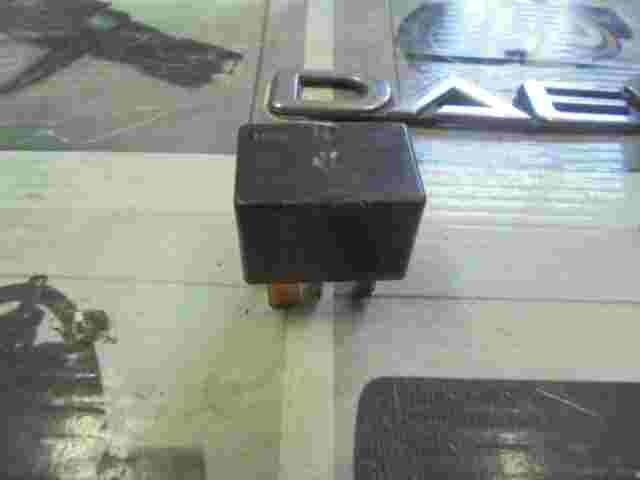 Relè Nissan Renault Clio n. 8 NAIS ACV31112 M01