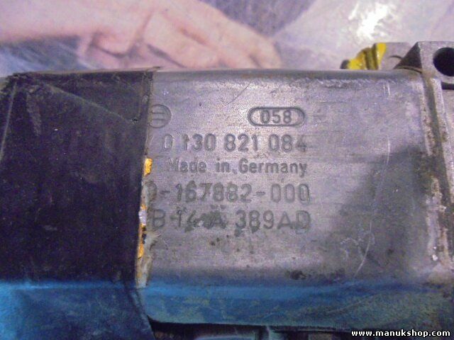 Meccanismo alzacristalli anteriore destro Land Rover 0130821084 83BB14A389AD