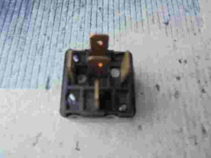 Relè ABS Saab 900/9000 Porsche 924 BOSCH 0332204109 8533176 12V 20/30A