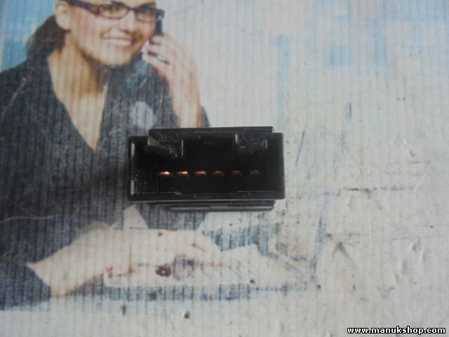 Niebla interruptor Hyundai Matrix Bj 05-08 9374017000 93740-17000